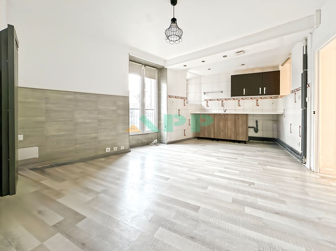 Apartamento de 1 dormitorio en Longjumeau, France No. 136374