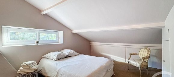 Casa de 4 dormitorios en Yvoy-le-Marron, France No. 221010 11