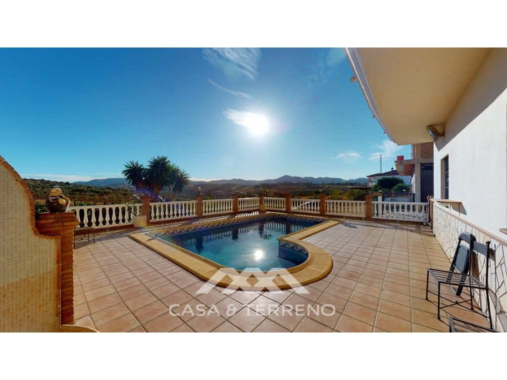 6 bedrooms House in Alcaucin, Spain No. 55551