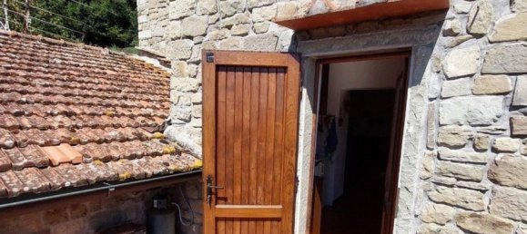 Дом с 3 комнатами в Кастель Сан Никколо, Италия № 196375 40