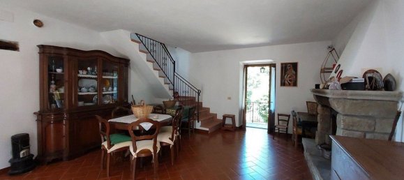 Дом с 3 комнатами в Кастель Сан Никколо, Италия № 196375 28