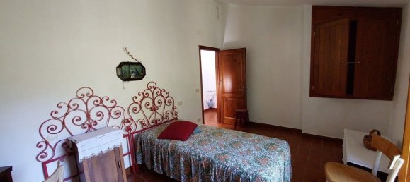 Дом с 3 комнатами в Кастель Сан Никколо, Италия № 196375 8