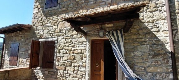 Дом с 3 комнатами в Кастель Сан Никколо, Италия № 196375 4