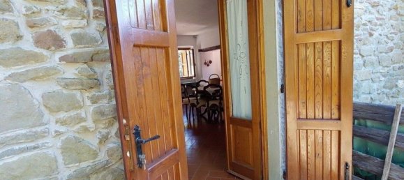 Дом с 3 комнатами в Кастель Сан Никколо, Италия № 196375 30