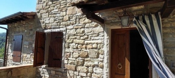 Дом с 3 комнатами в Кастель Сан Никколо, Италия № 196375 5