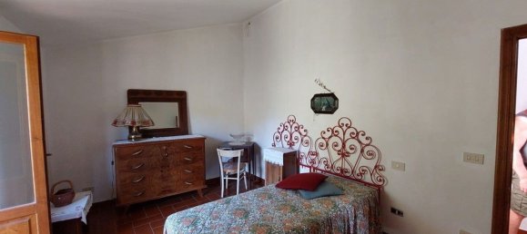 Дом с 3 комнатами в Кастель Сан Никколо, Италия № 196375 7