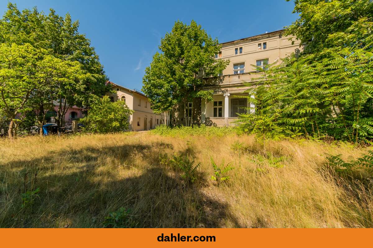 8 rooms Villa in Potsdam, Germany No. 90385