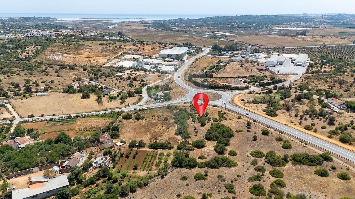 Terrain à Mexilhoeira Grande, Portugal No. 285613