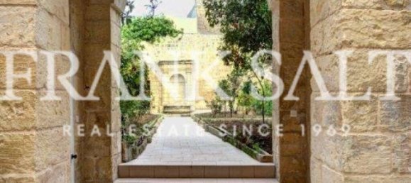 Hotel de 4 dormitorios en Attard, Malta No. 9460 10