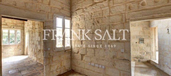 Hotel de 4 dormitorios en Attard, Malta No. 9460 4