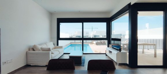 3 غرف نوم فيلا في Dolores, Spain رقم 11352 2