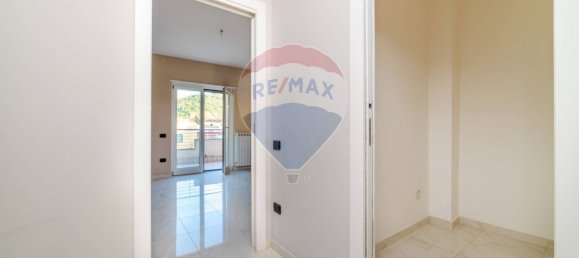 6-Zimmer Wohnung in Nocera Inferiore, Italy, Nr. 135511 14