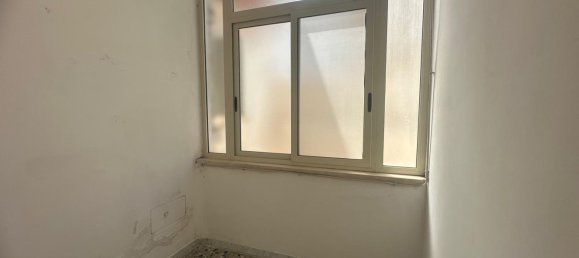 4 rooms Apartment in Taranto, Italy No. 283933 11
