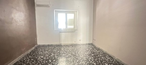 4 rooms Apartment in Taranto, Italy No. 283933 9
