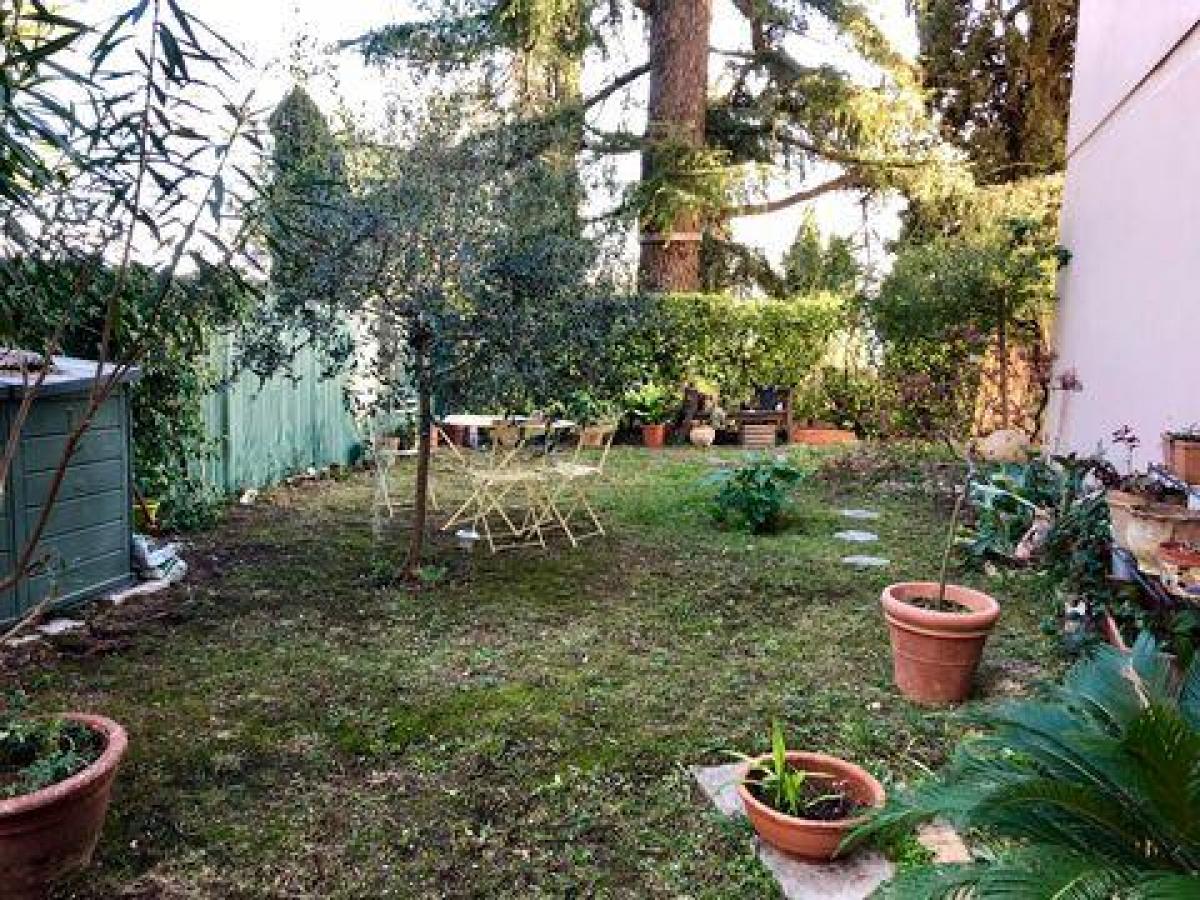 3 bedrooms Condo in Grasse, France No. 16400