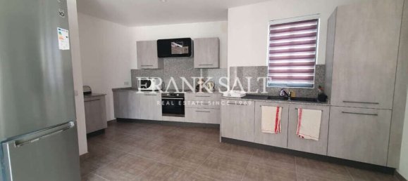 2 bedrooms Penthouse in Saint Julian's, Malta No. 4512 7