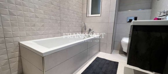 2 Schlafzimmer Wohnung in Saint Julian's, Malta, Nr. 4756 9