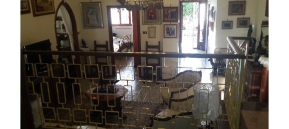 5 rooms Apartment in Naples, Italy No. 254928 2