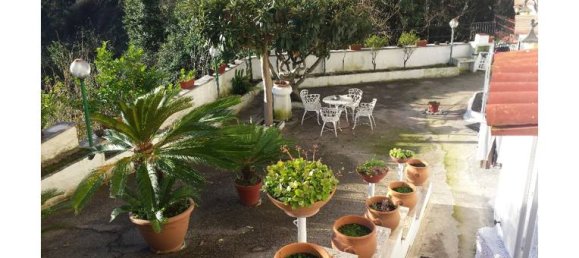 5 rooms Apartment in Naples, Italy No. 254928 7