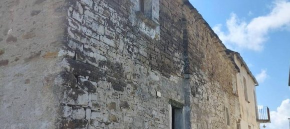 Casa de 4 habitaciónes en Prunetto, Italy No. 111009 35