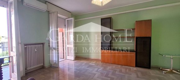 2 bedrooms Apartment in Desenzano del Garda, Italy No. 335595 4