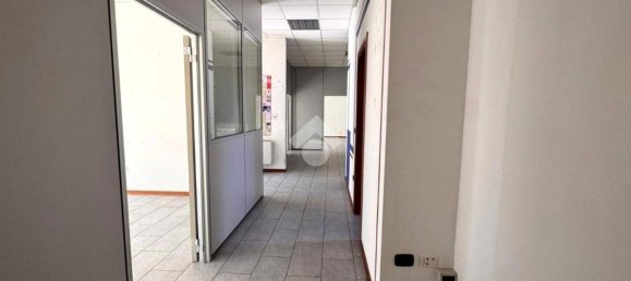 Propriété commerciale à Selvazzano Dentro, Italy 115m² No. 267459 9