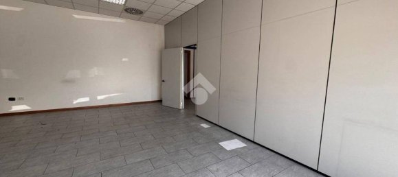 Propriété commerciale à Selvazzano Dentro, Italy 115m² No. 267459 16