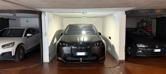 Гараж 15м² в Милан, Италия № 381407 3