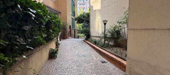 Гараж 15м² в Милан, Италия № 381407 17