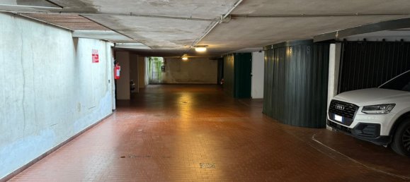Гараж 15м² в Милан, Италия № 381407 5