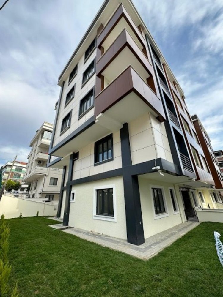 Apartment 3+1 in Istanbul, Turkey No. 24881