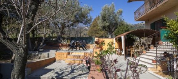 3 bedrooms Villa in Catanzaro, Italy No. 181908 28