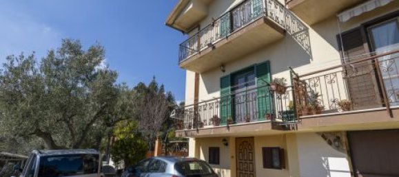 3 bedrooms Villa in Catanzaro, Italy No. 181908 25