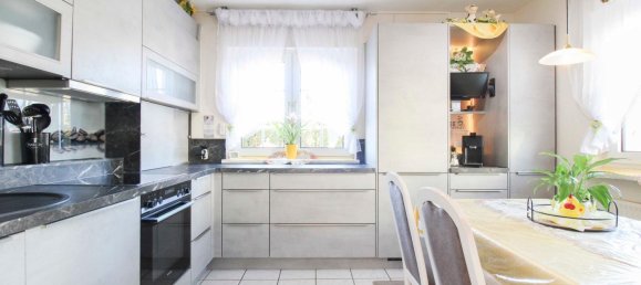 3 Schlafzimmer Haus in Zollernalbkreis, Germany, Nr. 111592 10