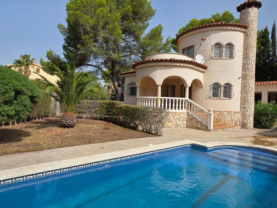 3 bedrooms Villa in L'Ametlla de Mar, Spain No. 219182