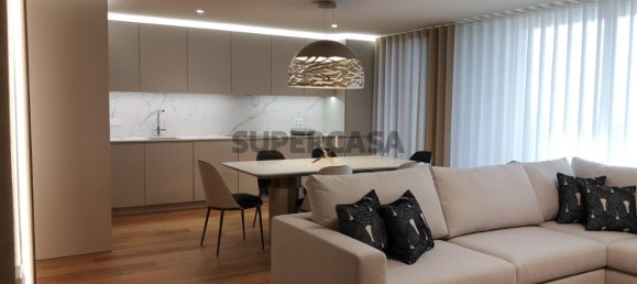 Квартира с 3 спальнями в Вила Нова ди Гая, Португалия № 159405 20