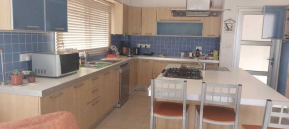 Propiedad comercial de 6 dormitorios en Limassol, Cyprus No. 105818 7