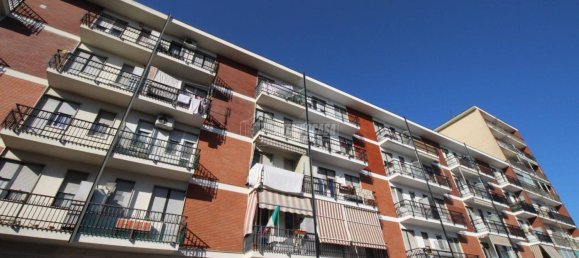 Apartamento T1 em Turin, Italy N.º 275165 20