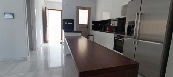 Квартира с 4 спальнями в Пафос, Кипр № 8161 7