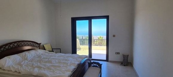 4 bedrooms House in Tala, Cyprus No. 9798 13