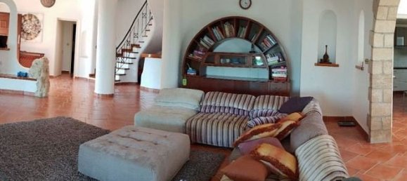 4 غرف نوم عقار تجاري في Tala, Cyprus رقم 9798 11