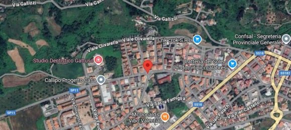 5 bedrooms Apartment in Vibo Valentia, Italy No. 373462 8