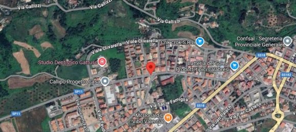 5 bedrooms Apartment in Vibo Valentia, Italy No. 373462 3