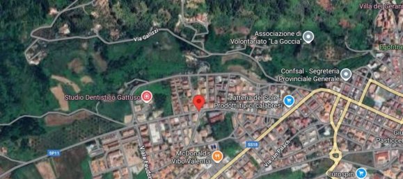 5 bedrooms Apartment in Vibo Valentia, Italy No. 373462 4