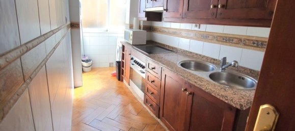 2 bedrooms Apartment in Granada, Spain No. 137647 5