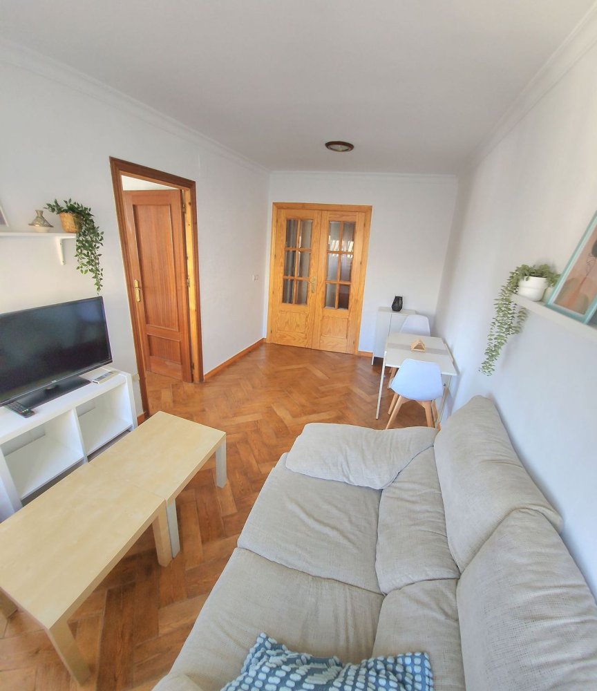 2 bedrooms Apartment in Granada, Spain No. 137647