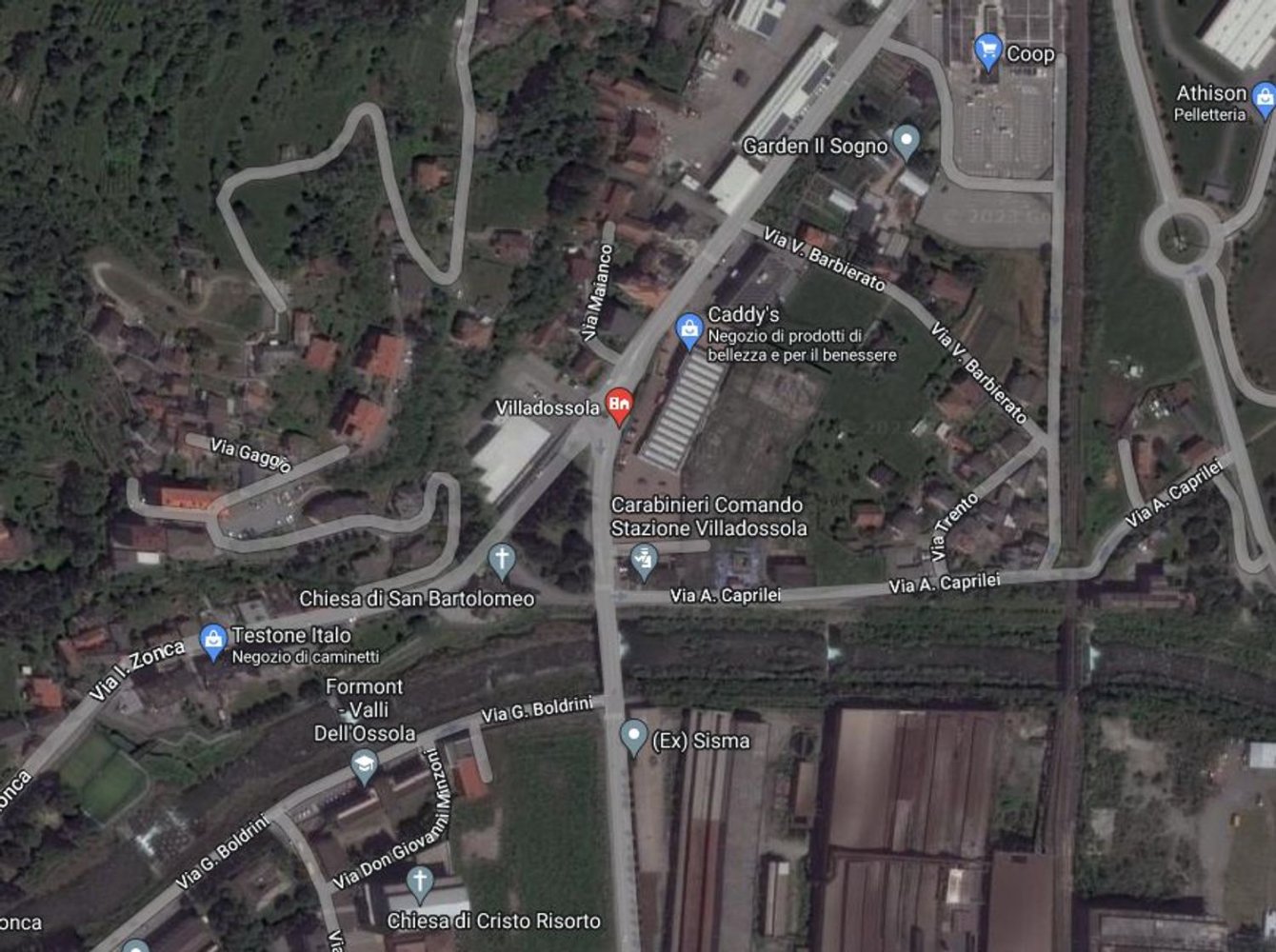  مستودع في Villadossola, Italy 250متر مربع رقم 88077