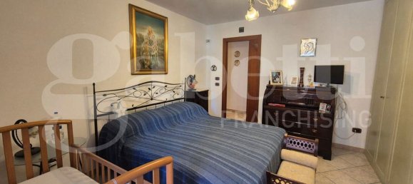 5 bedrooms House in Torre Annunziata, Italy No. 341281 33