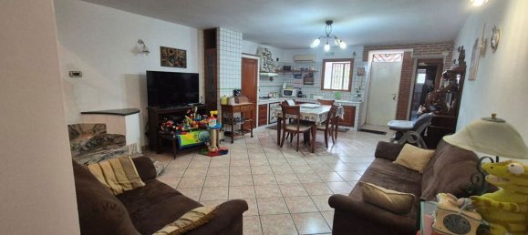 5 bedrooms House in Torre Annunziata, Italy No. 341281 21