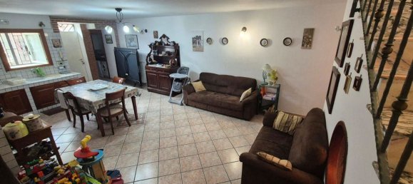 5 bedrooms House in Torre Annunziata, Italy No. 341281 13